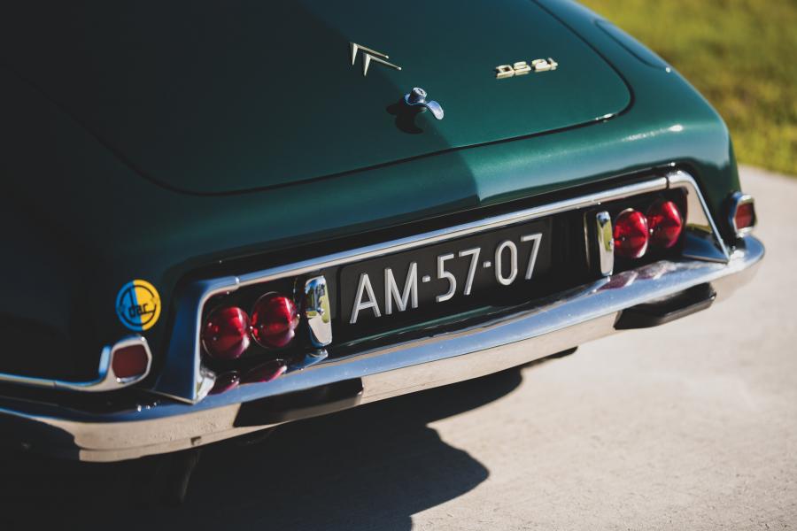 Детали экстерьера Citroen DS21 Decapotable by Chapron (4350118) 1966 года  (фото 8 из 28)